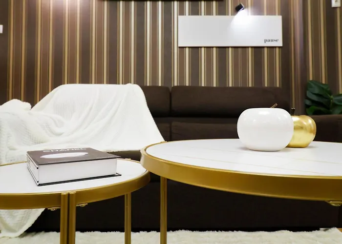 Maison * 부쿠레슈티